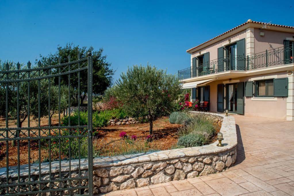 Korallis Villas Livathos  Экстерьер фото
